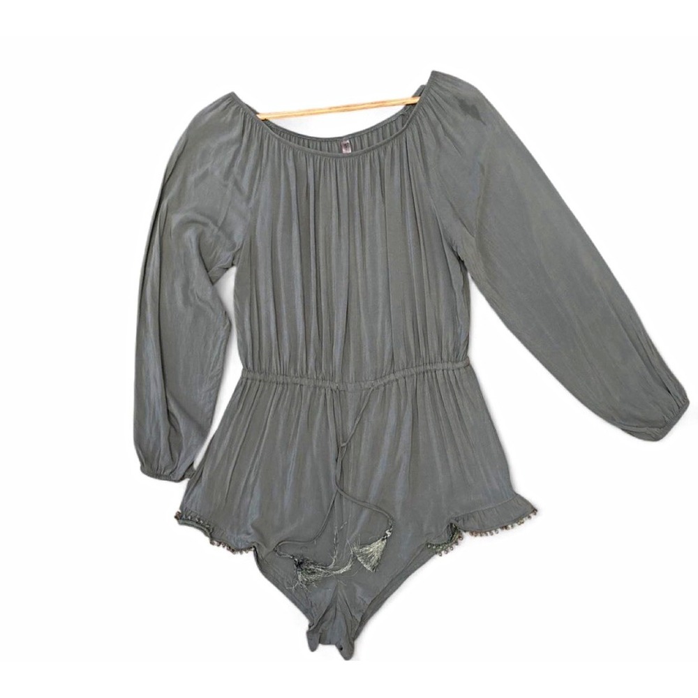 Victoria Secret Olive Green 100% Viscose Tassel Pom Pom swimsuit cover-up M